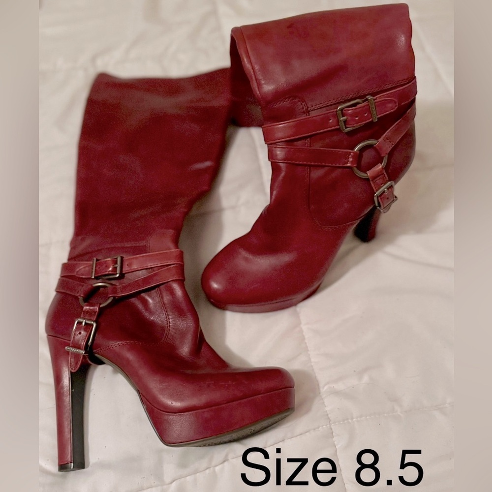 Gianni Bini Women’s Stiletto Boots